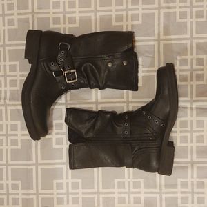 Zodiac Above Ankle Boots NWOT